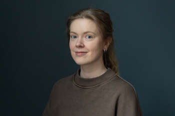 person ,hake ,kinn ,øyenbryn ,lepper.